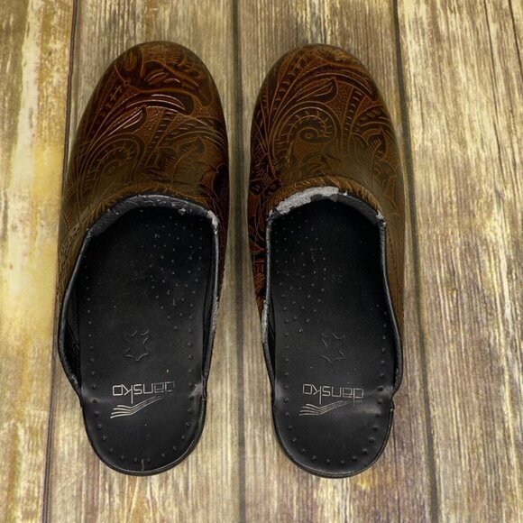 Dansko Stamped Leather Professional Clogs Women's Size 39 (US 8.5-9) - Picture 7 of 11